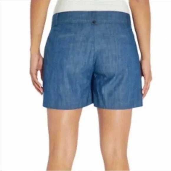 Issac Mizrahi Shorts Tailored Chambray Cotton Denim blue short size 4 women’s - Picture 2 of 10
